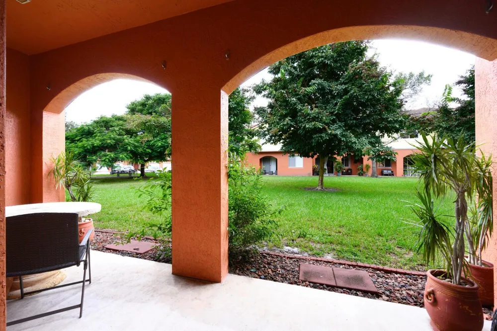 40 SE Sedona Circle #103 Stuart, FL 34994