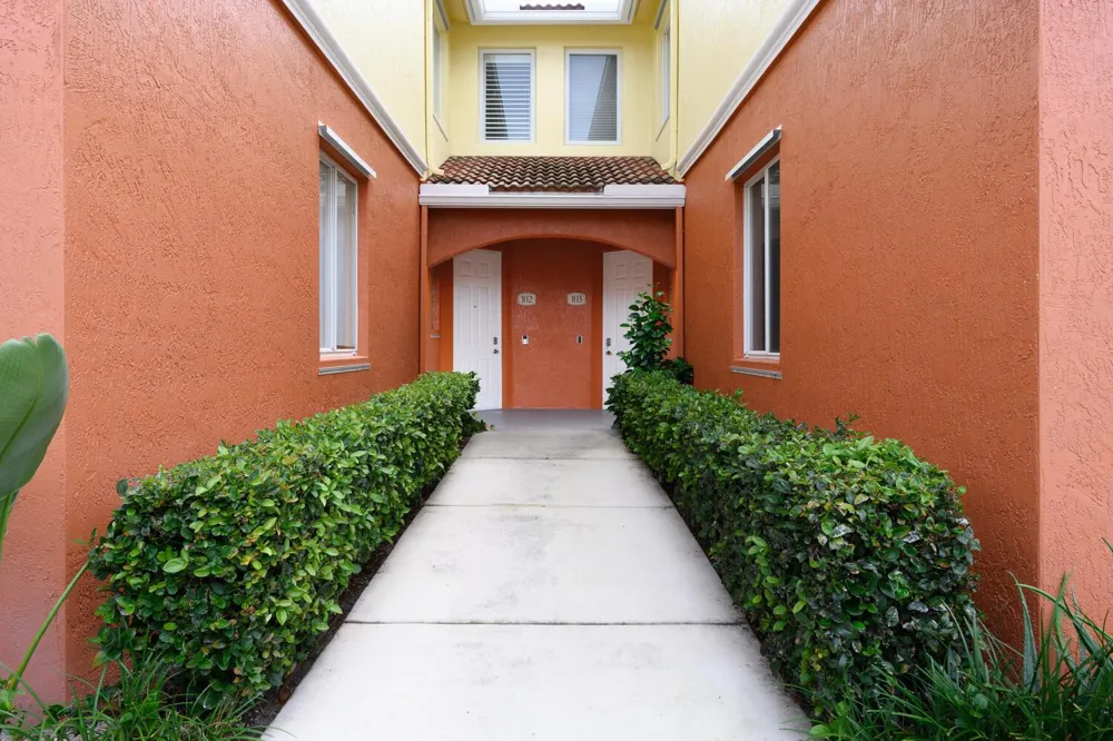 40 SE Sedona Circle #103 Stuart, FL 34994