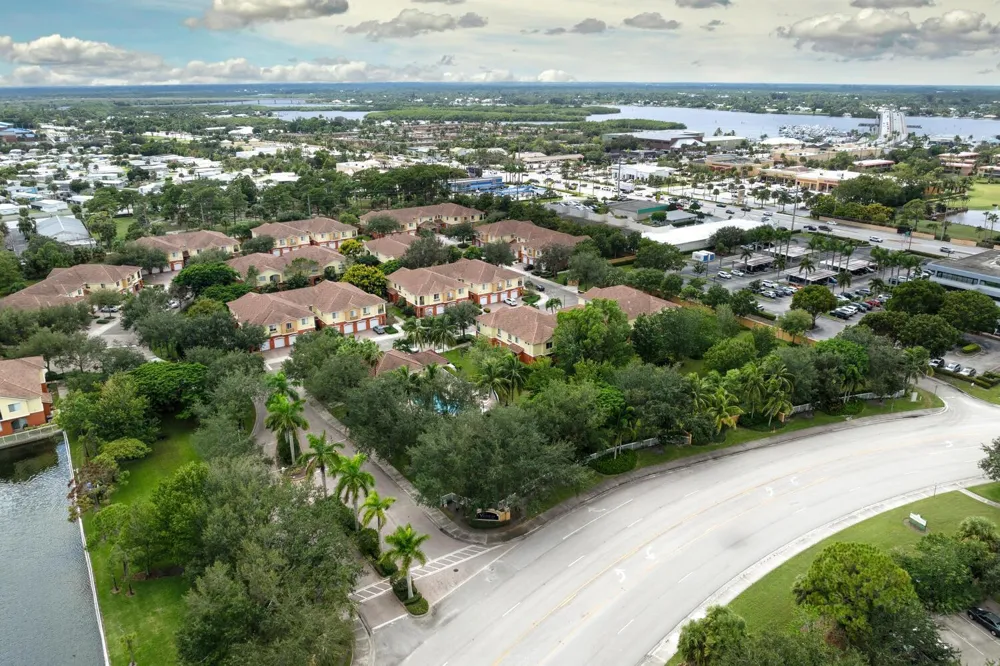 40 SE Sedona Circle #103 Stuart, FL 34994