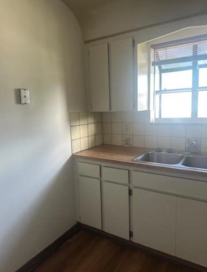 5922 Thomas Street Hollywood, FL 33021