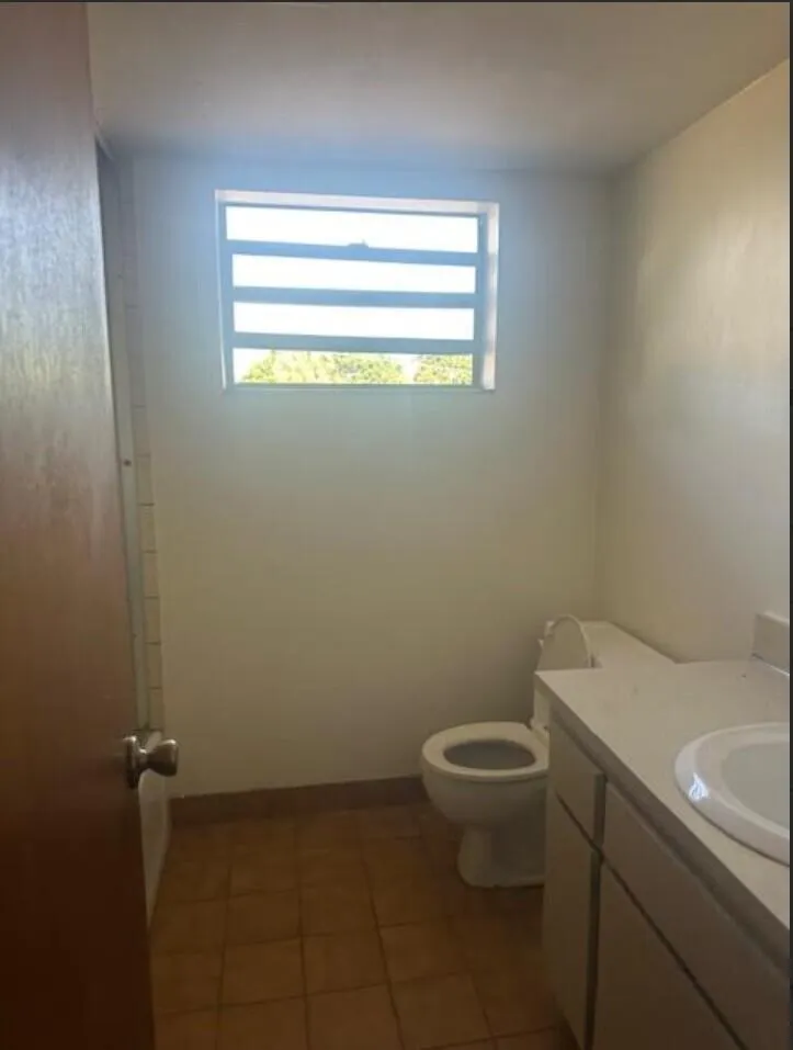 5922 Thomas Street Hollywood, FL 33021