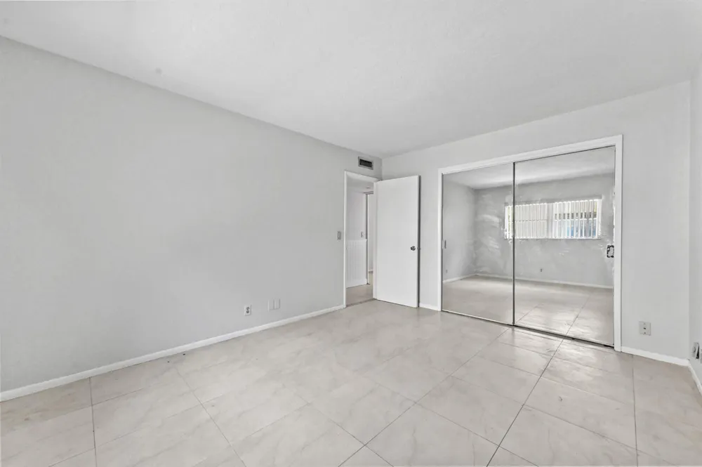 240 Croton Avenue #102 Lantana, FL 33462