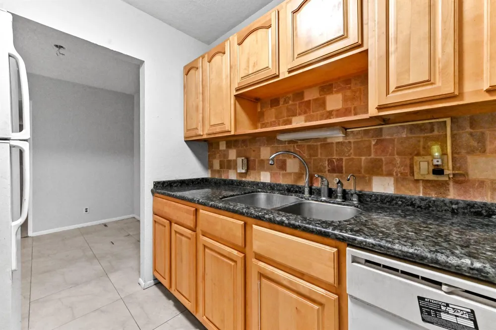 240 Croton Avenue #102 Lantana, FL 33462