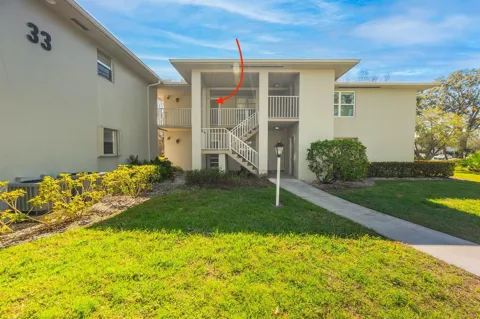 33 Lake Vista Trail #202