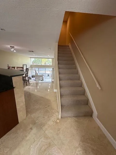 5555 OCEAN BOULEVARD #45 Lauderdale By The Sea, FL 33308