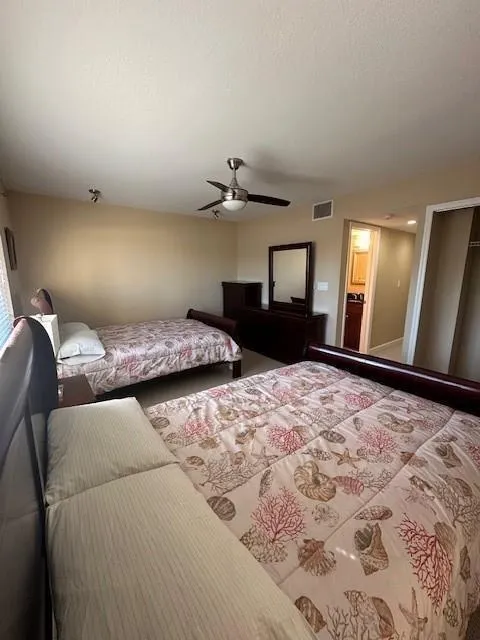 5555 OCEAN BOULEVARD #45 Lauderdale By The Sea, FL 33308