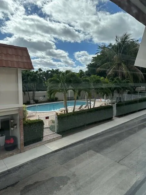 5555 OCEAN BOULEVARD #45 Lauderdale By The Sea, FL 33308