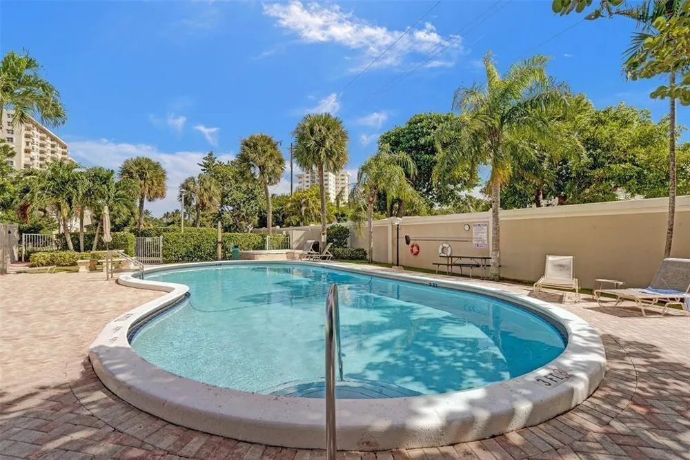 5555 OCEAN BOULEVARD #45 Lauderdale By The Sea, FL 33308
