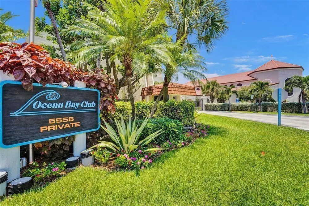 5555 OCEAN BOULEVARD #45 Lauderdale By The Sea, FL 33308