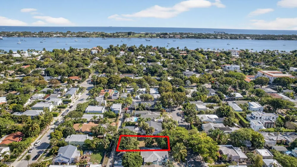 427 32nd Street West Palm Beach, FL 33407