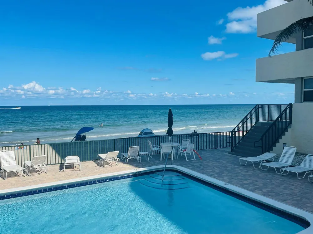 1237 Hillsboro Mile #302 Hillsboro Beach, FL 33062