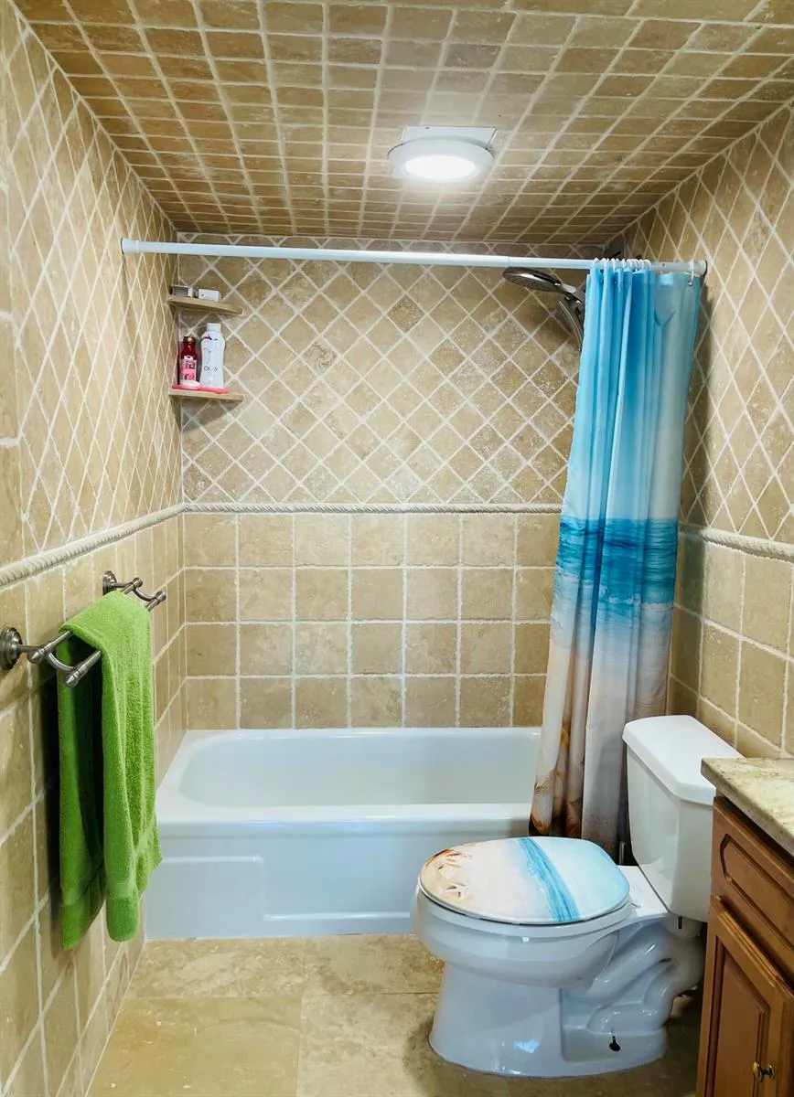 1237 Hillsboro Mile #302 Hillsboro Beach, FL 33062