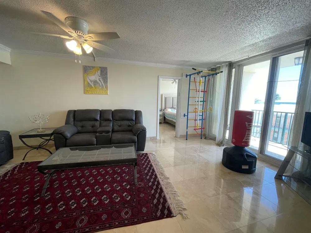 1237 Hillsboro Mile #302 Hillsboro Beach, FL 33062