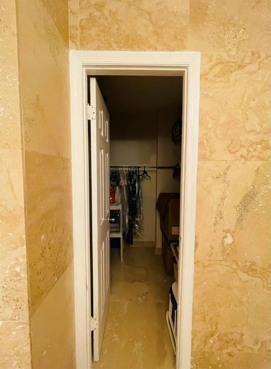 1237 Hillsboro Mile #302 Hillsboro Beach, FL 33062