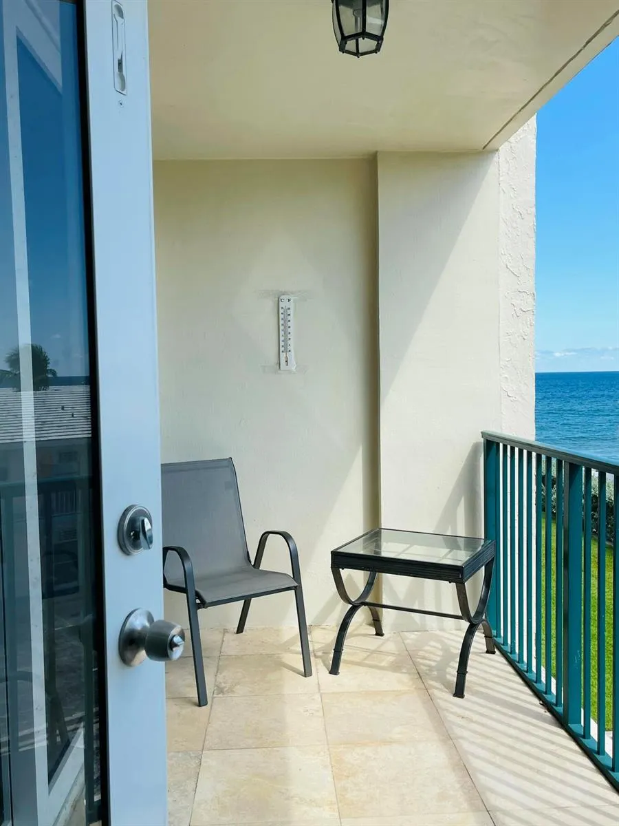 1237 Hillsboro Mile #302 Hillsboro Beach, FL 33062