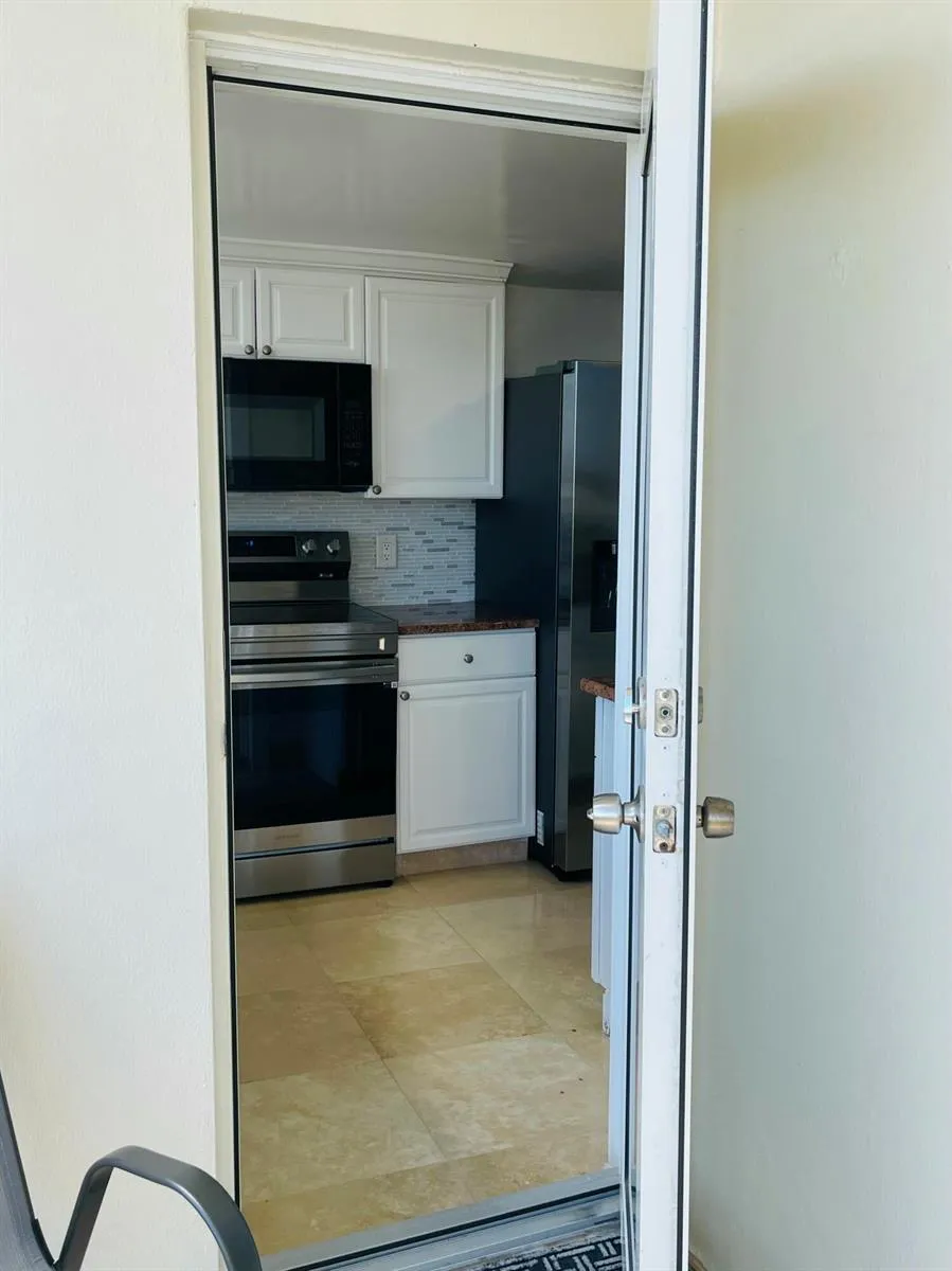 1237 Hillsboro Mile #302 Hillsboro Beach, FL 33062