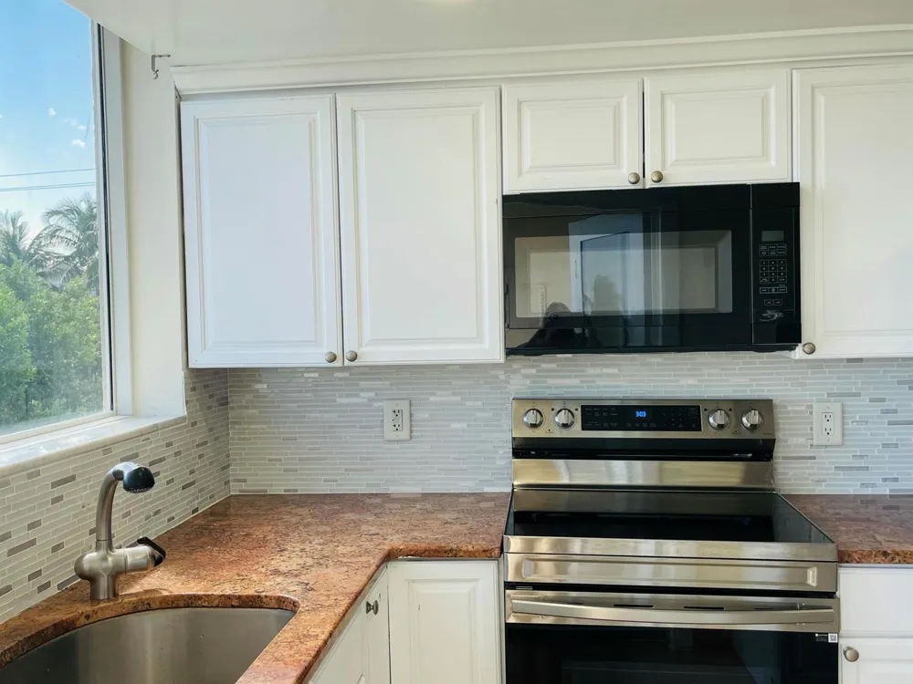 1237 Hillsboro Mile #302 Hillsboro Beach, FL 33062