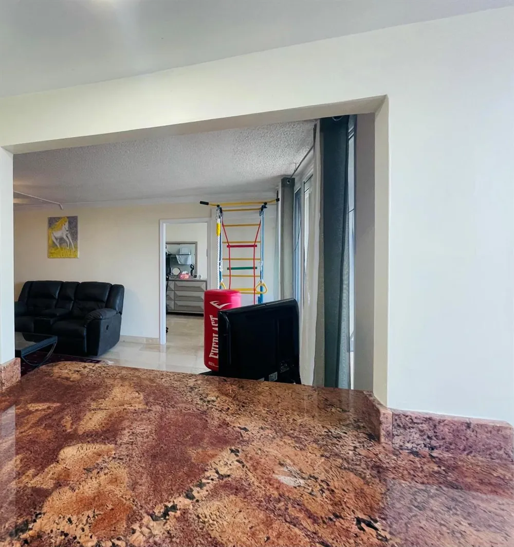 1237 Hillsboro Mile #302 Hillsboro Beach, FL 33062