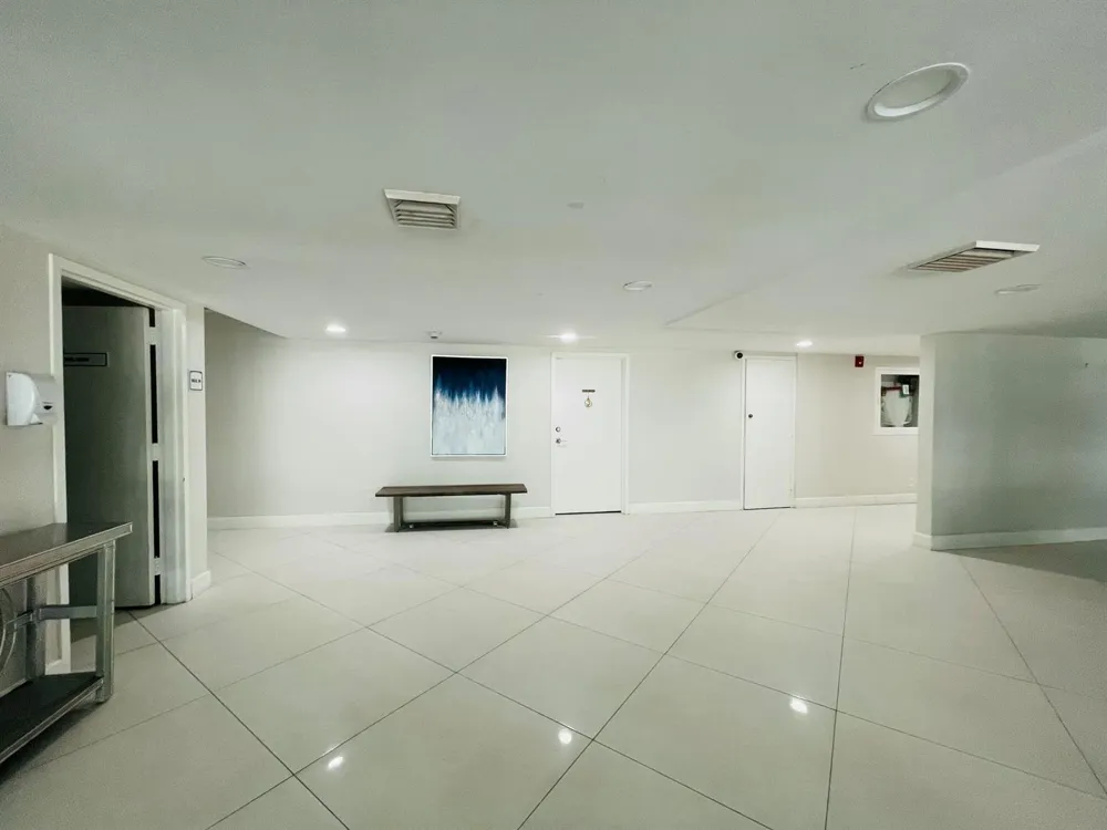 1237 Hillsboro Mile #302 Hillsboro Beach, FL 33062