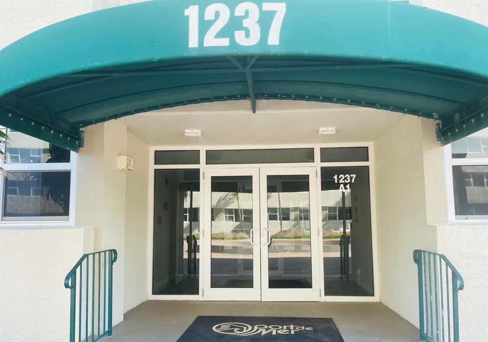 1237 Hillsboro Mile #302 Hillsboro Beach, FL 33062
