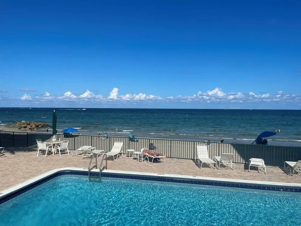 1237 Hillsboro Mile #302 Hillsboro Beach, FL 33062