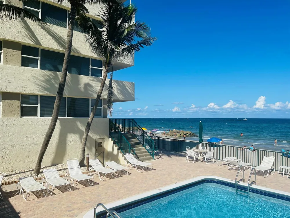 1237 Hillsboro Mile #302 Hillsboro Beach, FL 33062