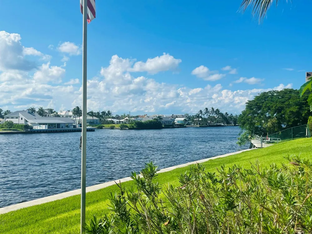 1237 Hillsboro Mile #302 Hillsboro Beach, FL 33062