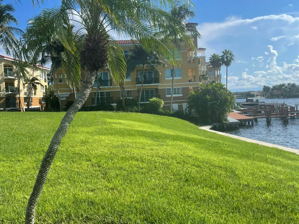 1237 Hillsboro Mile #302 Hillsboro Beach, FL 33062