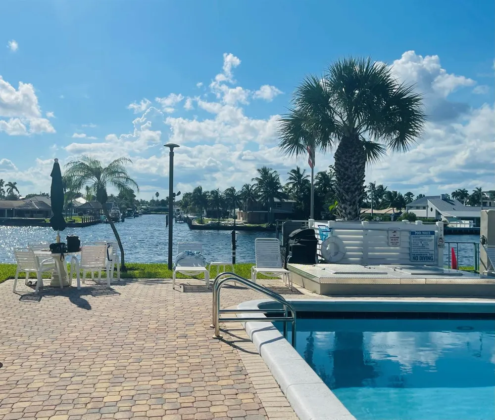 1237 Hillsboro Mile #302 Hillsboro Beach, FL 33062