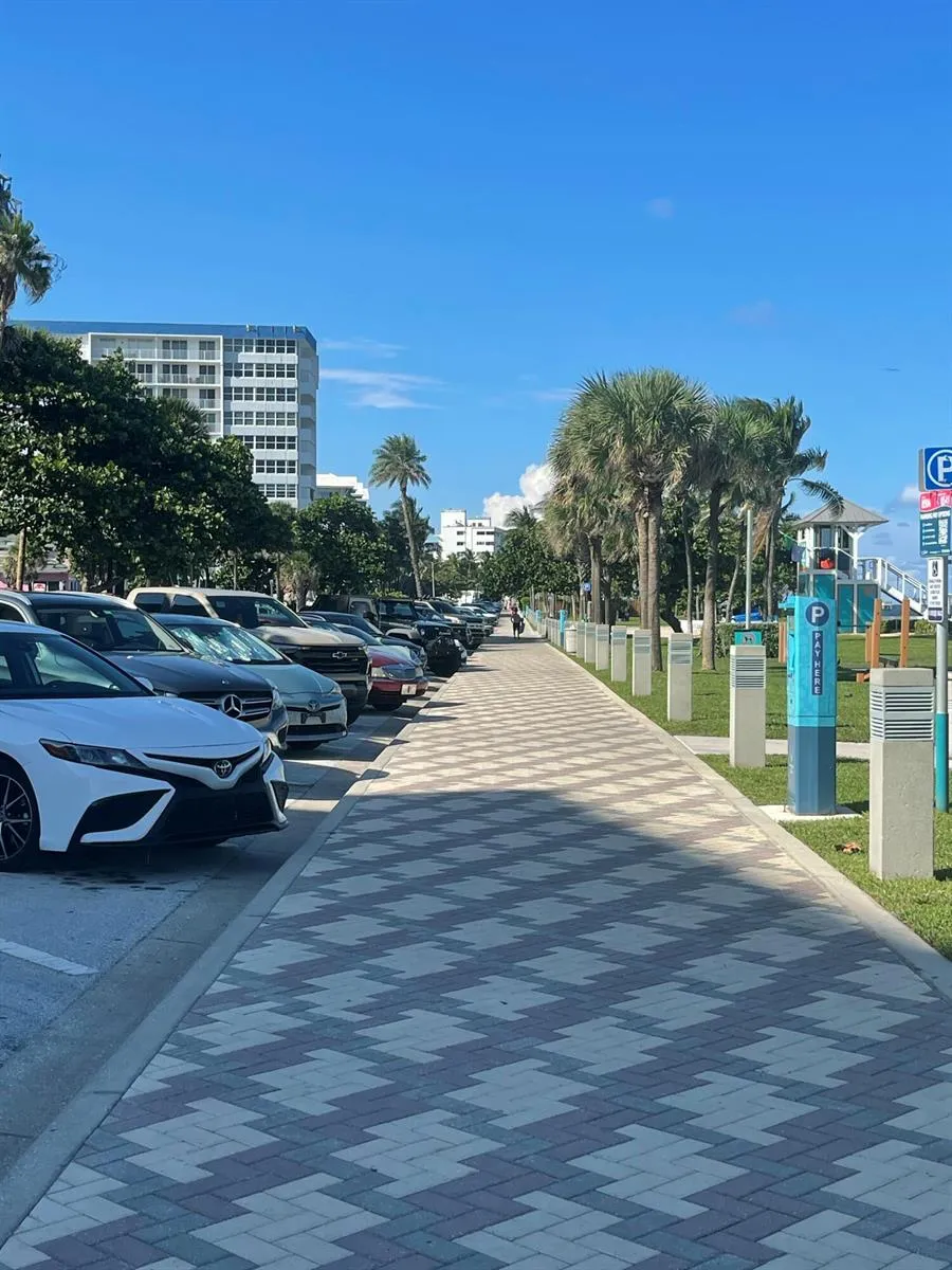 1237 Hillsboro Mile #302 Hillsboro Beach, FL 33062