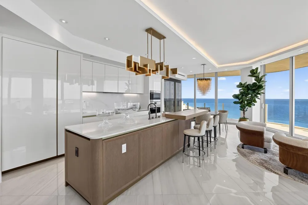 525 Fort Lauderdale Beach Boulevard #901 Fort Lauderdale, FL 33304