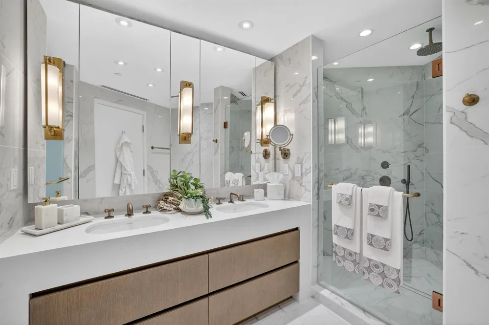 525 Fort Lauderdale Beach Boulevard #901 Fort Lauderdale, FL 33304