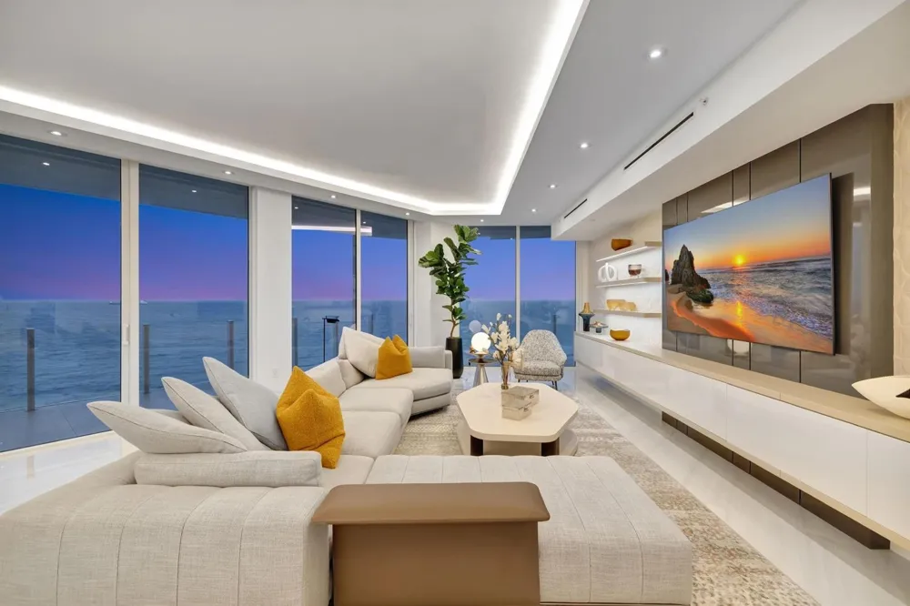 525 Fort Lauderdale Beach Boulevard #901 Fort Lauderdale, FL 33304