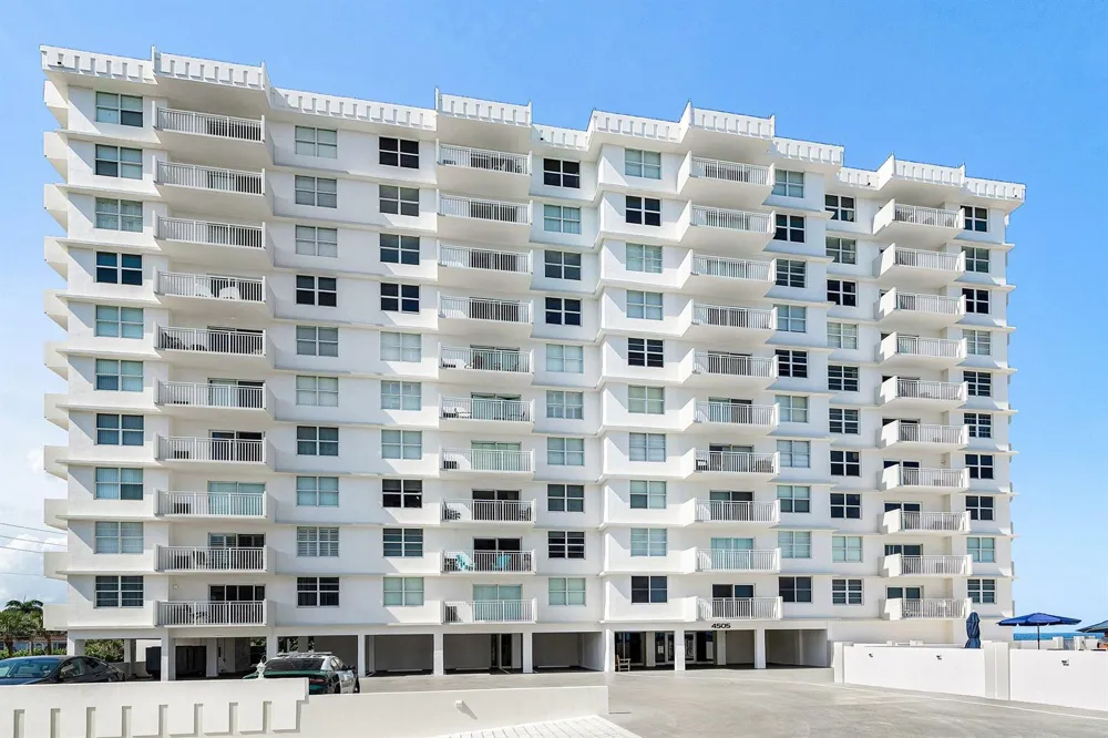 4505 S Ocean Boulevard #803 Highland Beach, FL 33487