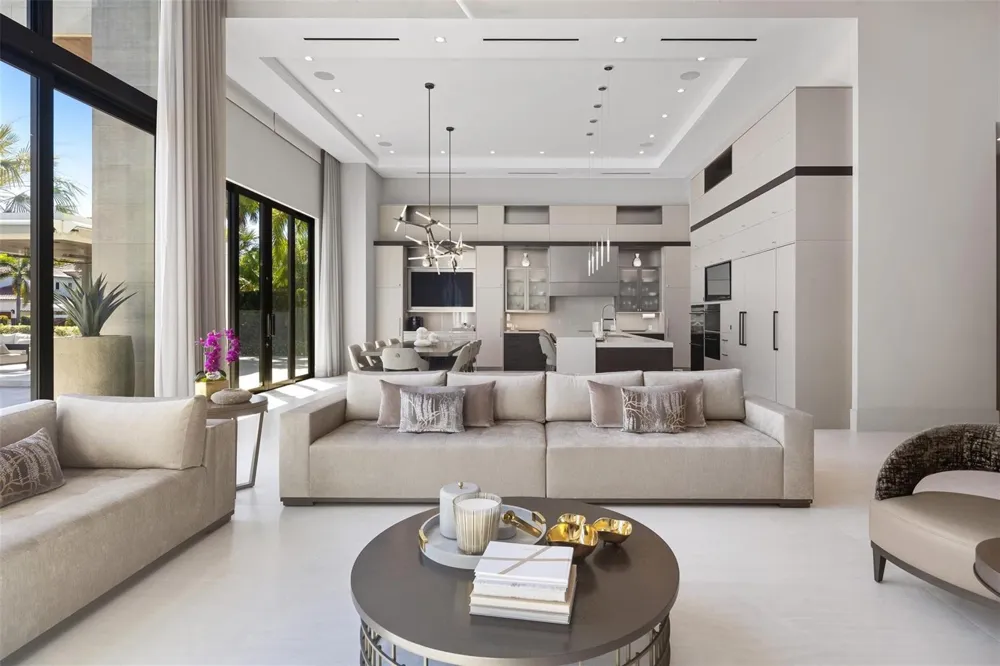 816 Riviera Isle Drive Fort Lauderdale, FL 33301