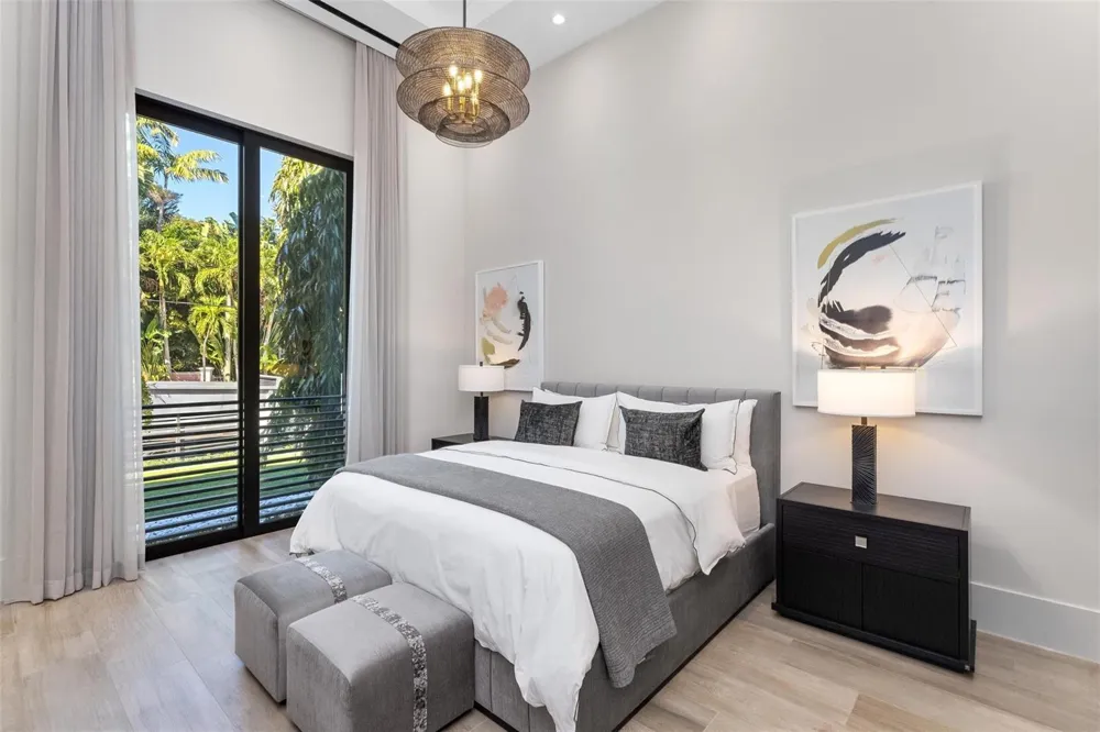 816 Riviera Isle Drive Fort Lauderdale, FL 33301