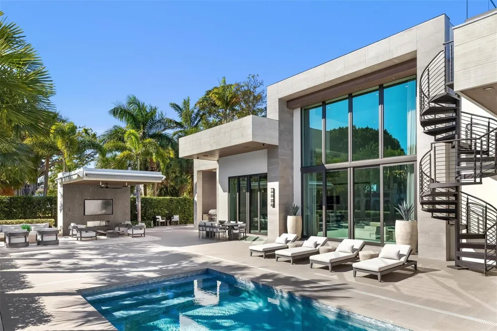 816 Riviera Isle Drive Fort Lauderdale, FL 33301