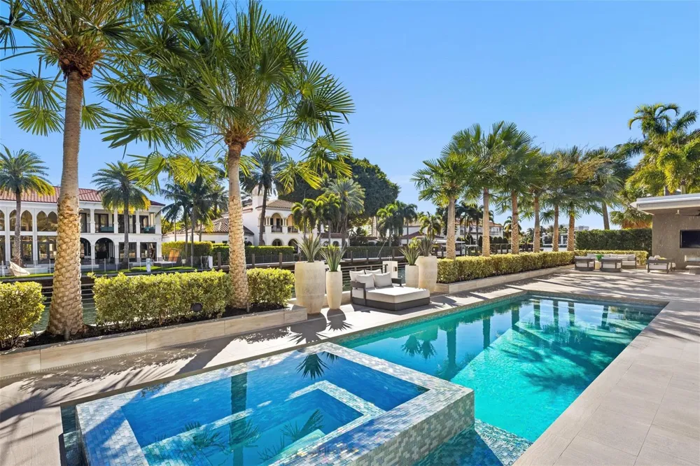 816 Riviera Isle Drive Fort Lauderdale, FL 33301