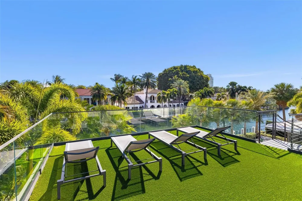 816 Riviera Isle Drive Fort Lauderdale, FL 33301