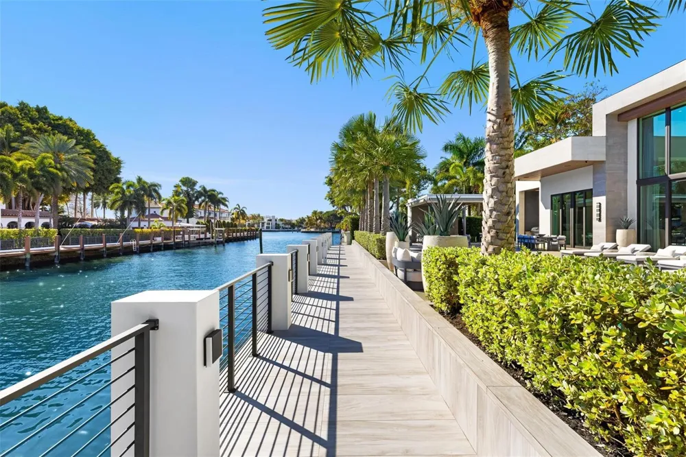 816 Riviera Isle Drive Fort Lauderdale, FL 33301