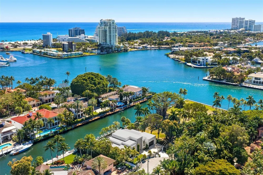 816 Riviera Isle Drive Fort Lauderdale, FL 33301