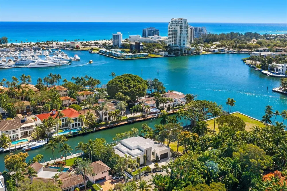 816 Riviera Isle Drive Fort Lauderdale, FL 33301