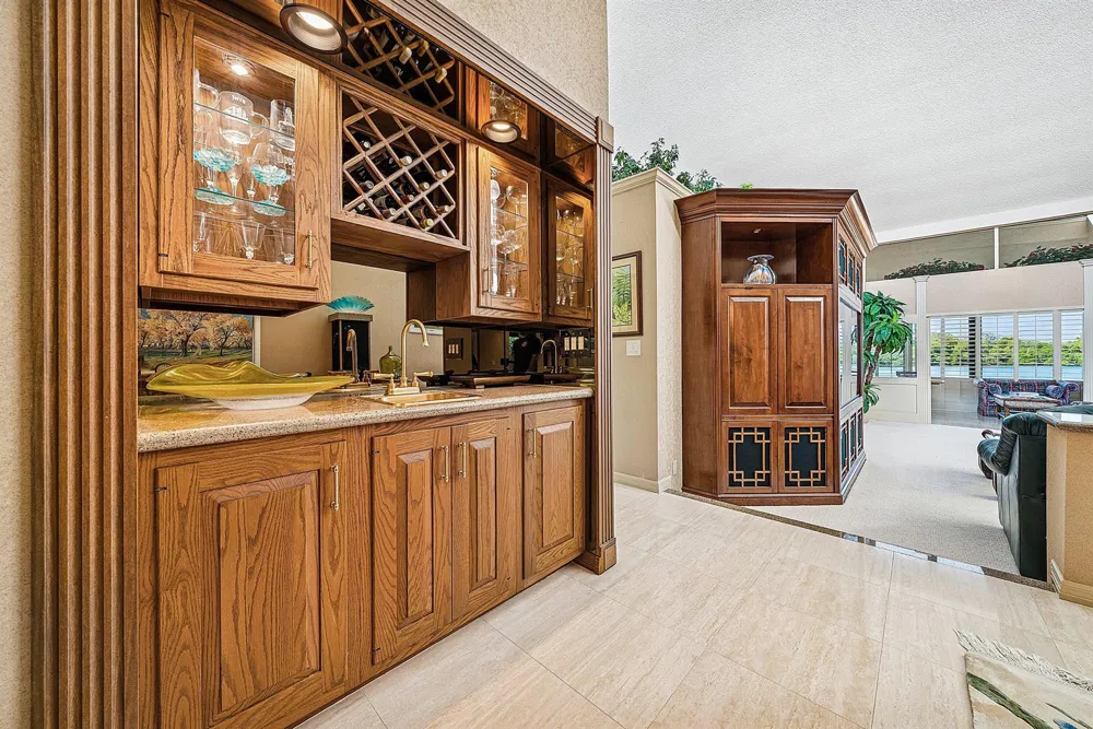 6110 Ocean Boulevard #40 Ocean Ridge, FL 33435