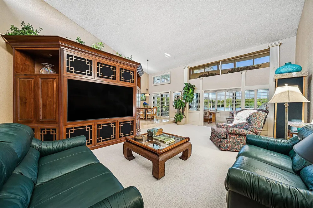 6110 Ocean Boulevard #40 Ocean Ridge, FL 33435
