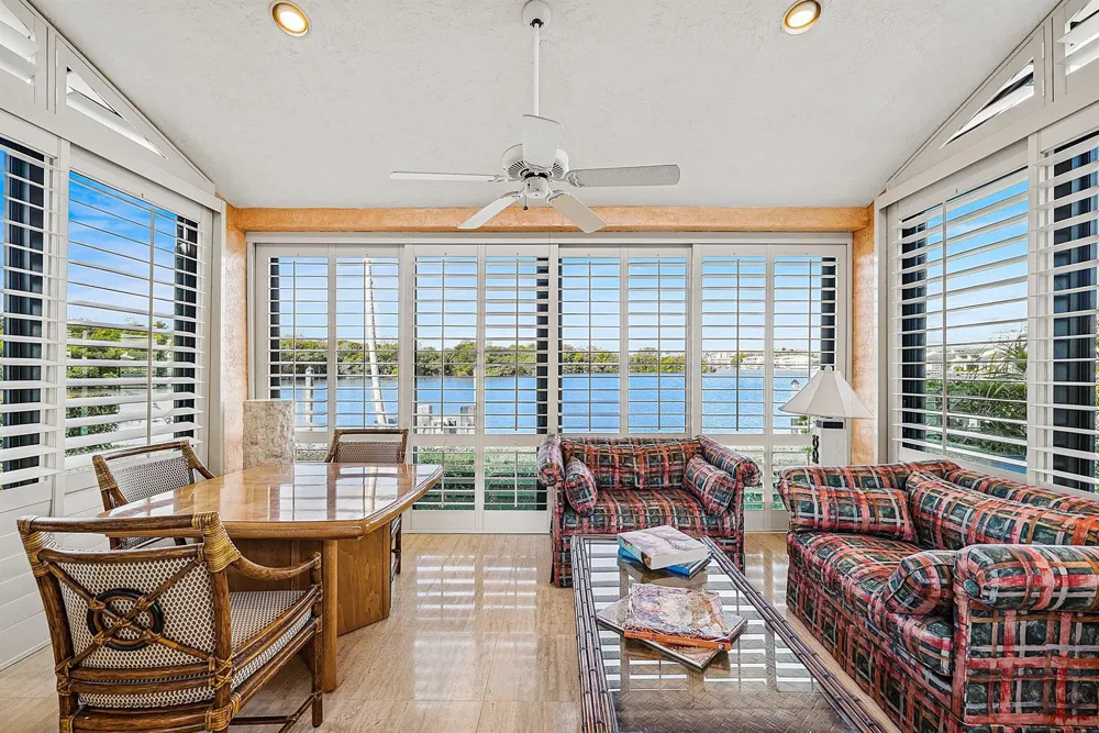 6110 Ocean Boulevard #40 Ocean Ridge, FL 33435