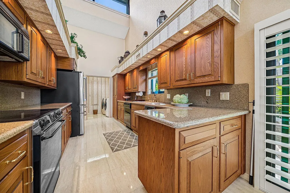 6110 Ocean Boulevard #40 Ocean Ridge, FL 33435