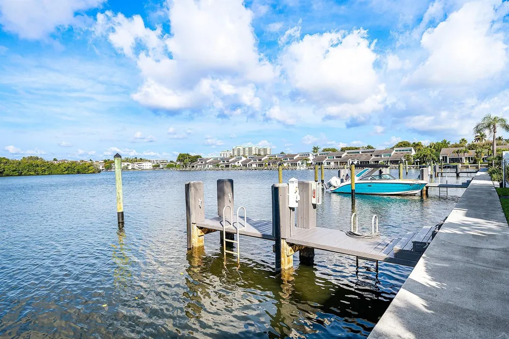 6110 Ocean Boulevard #40 Ocean Ridge, FL 33435