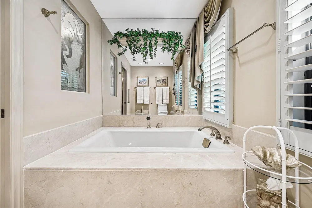 6110 Ocean Boulevard #40 Ocean Ridge, FL 33435