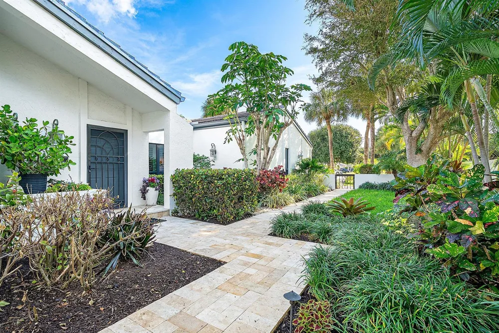 6110 Ocean Boulevard #40 Ocean Ridge, FL 33435