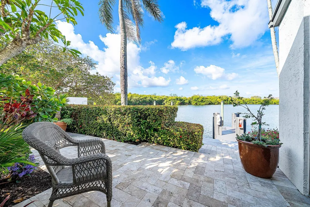 6110 Ocean Boulevard #40 Ocean Ridge, FL 33435